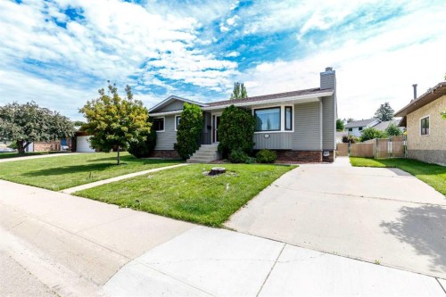 88 Mccullough  Cresent, Red Deer, AB - Outdoor With Facade