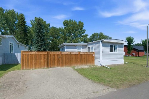 46-5344 76 Street, Red Deer, AB 