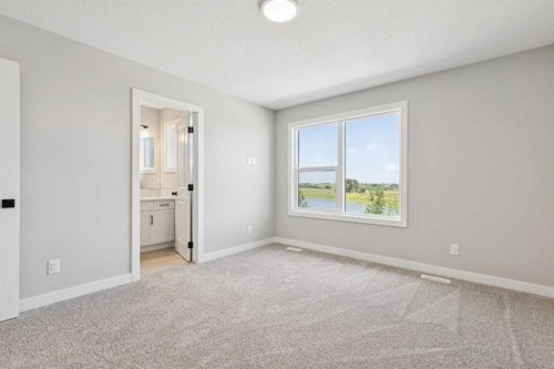 45 Silverton Glen Way Sw, Calgary, AB - Indoor Photo Showing Other Room