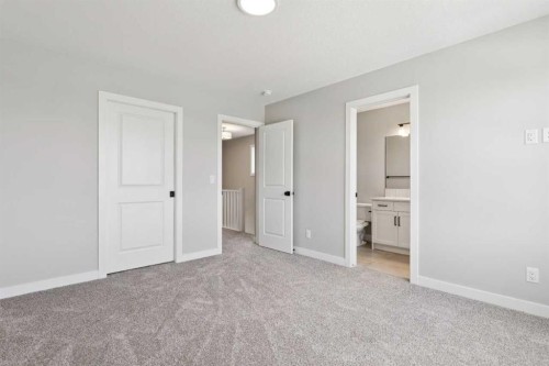 45 Silverton Glen Way Sw, Calgary, AB - Indoor Photo Showing Other Room
