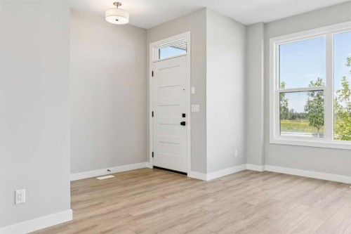 45 Silverton Glen Way Sw, Calgary, AB - Indoor Photo Showing Other Room