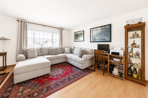 138 Lanterman Close, Red Deer, AB - Indoor Photo Showing Living Room