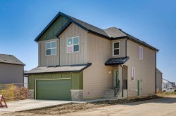 119 Sugarsnap Street SECalgary, AB T3S 0H2