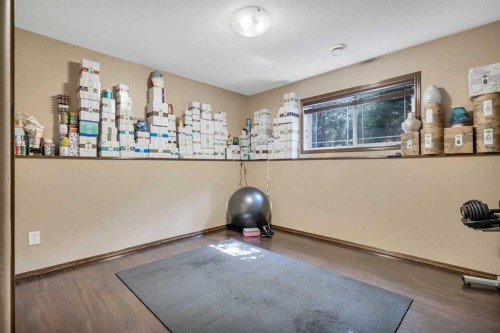 148 Oswald Close, Red Deer, AB - Indoor Photo Showing Other Room