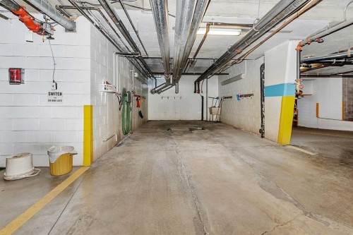 412-4512 52 Avenue, Red Deer, AB - Indoor Photo Showing Other Room