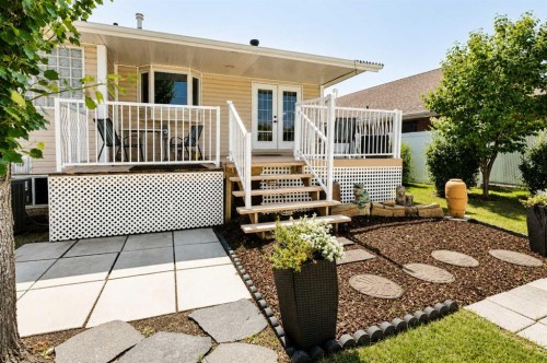 46 Lord Close, Red Deer, AB 