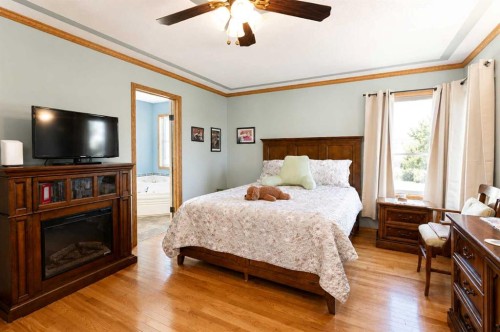 46 Lord Close, Red Deer, AB 