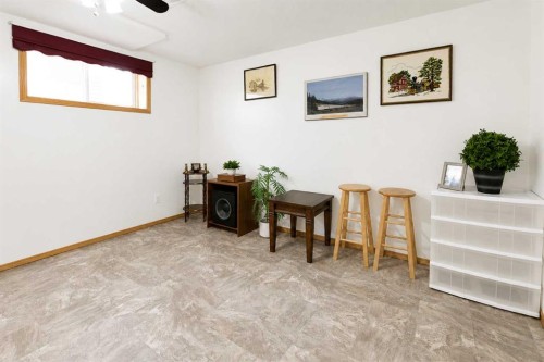 46 Lord Close, Red Deer, AB 