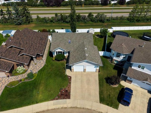 46 Lord Close, Red Deer, AB 
