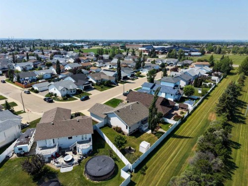 46 Lord Close, Red Deer, AB 