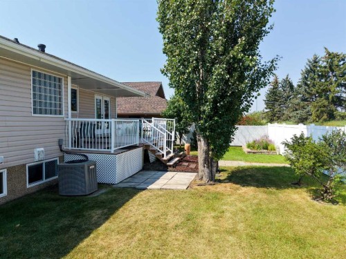 46 Lord Close, Red Deer, AB 