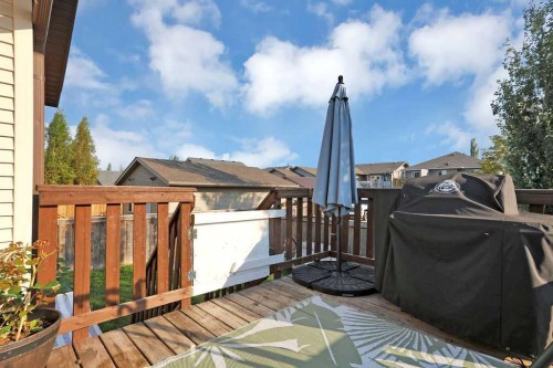 39 Terrace Heights Drive, Lacombe, AB - Outdoor With Deck Patio Veranda