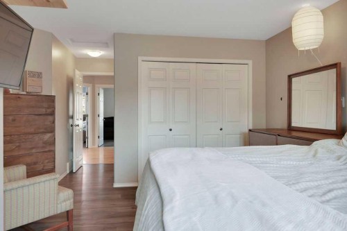 39 Terrace Heights Drive, Lacombe, AB - Indoor Photo Showing Bedroom