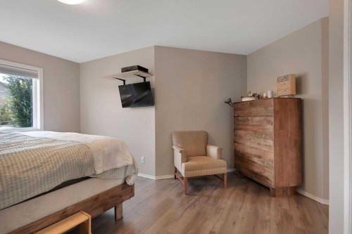 39 Terrace Heights Drive, Lacombe, AB - Indoor Photo Showing Bedroom