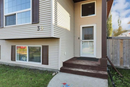 39 Terrace Heights Drive, Lacombe, AB - Outdoor With Exterior