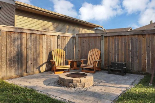 39 Terrace Heights Drive, Lacombe, AB - Outdoor With Deck Patio Veranda