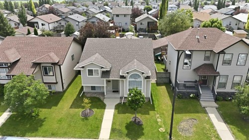 23 Dubois Crescent, Red Deer, AB - Outdoor With Facade