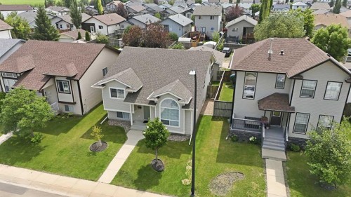 23 Dubois Crescent, Red Deer, AB - Outdoor With Facade