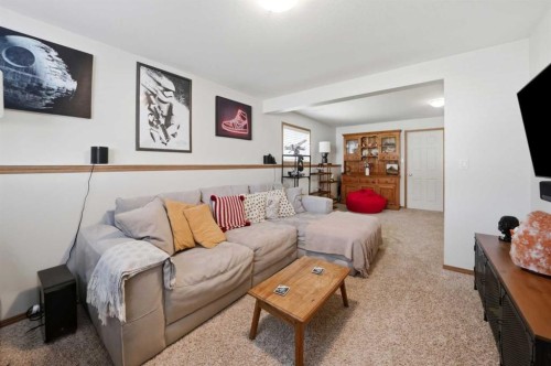 23 Dubois Crescent, Red Deer, AB - Indoor Photo Showing Other Room
