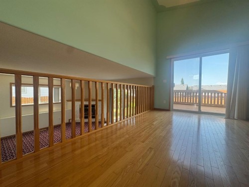 114 Sunridge Avenue, Blackfalds, AB - Indoor Photo Showing Other Room