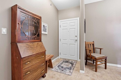 412-69 Ironstone Drive, Red Deer, AB - Indoor Photo Showing Other Room