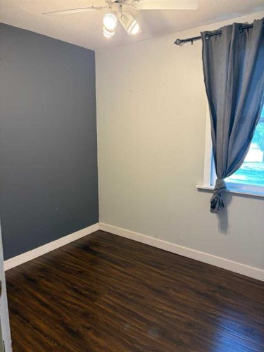 5206 49 Street, Castor, AB - Indoor Photo Showing Other Room