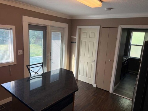 5206 49 Street, Castor, AB - Indoor Photo Showing Other Room