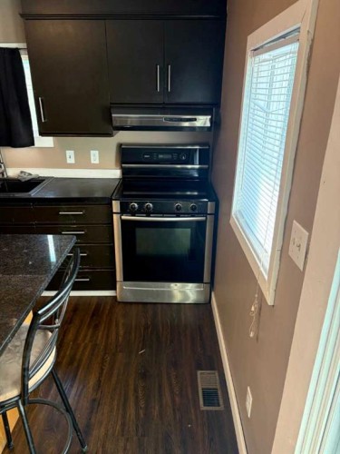5206 49 Street, Castor, AB - Indoor Photo Showing Kitchen