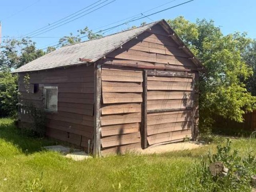 4903 48 Street, Hardisty, AB - Outdoor