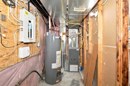 4-6802 50 Avenue, Camrose, AB - Indoor Photo Showing Basement