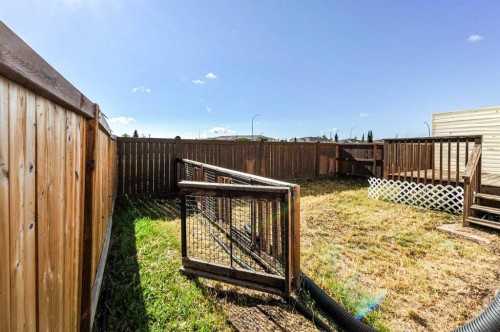 4-6802 50 Avenue, Camrose, AB - Outdoor