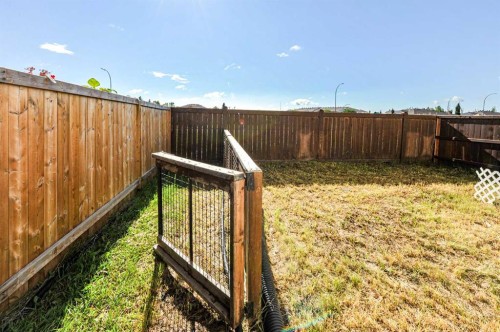 4-6802 50 Avenue, Camrose, AB - Outdoor
