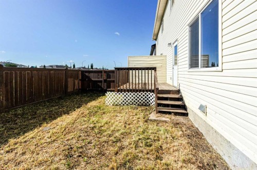 4-6802 50 Avenue, Camrose, AB - Outdoor