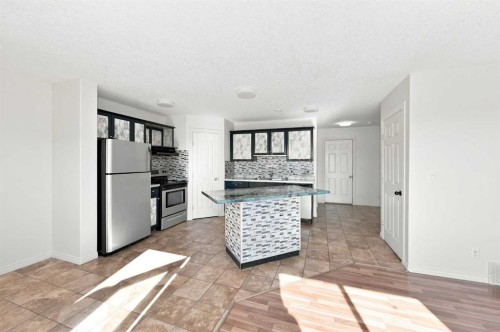 4-6802 50 Avenue, Camrose, AB - Indoor