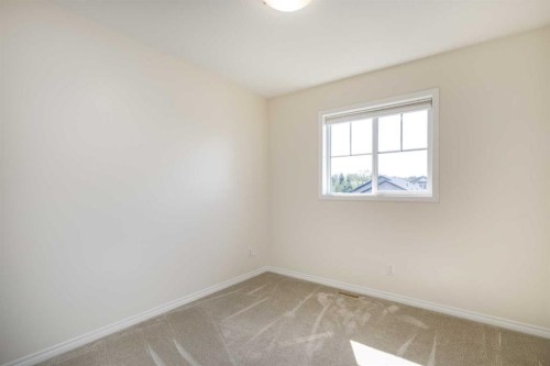 19 Reid Court, Sylvan Lake, AB - Indoor Photo Showing Other Room