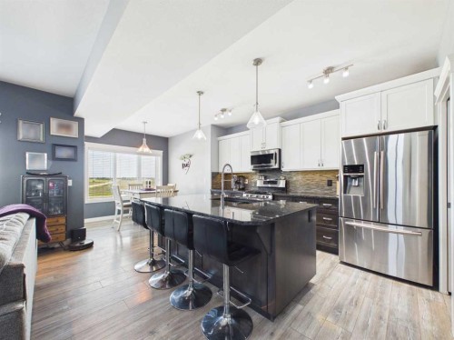 45 Alderwood Close, Blackfalds, AB - Indoor Photo Showing Kitchen With Stainless Steel Kitchen With Upgraded Kitchen