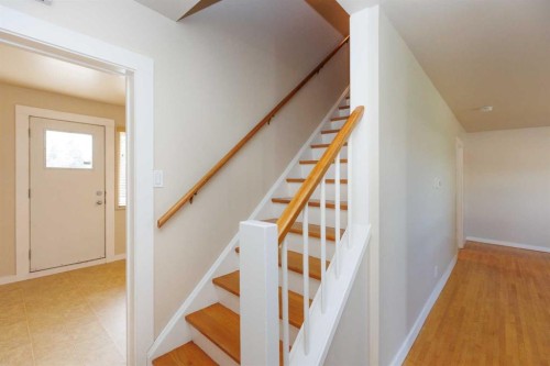 1602-3907 39 Street, Red Deer, AB - Indoor Photo Showing Other Room