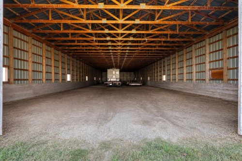 40102 Highway 815, Rural Lacombe County, AB - Indoor