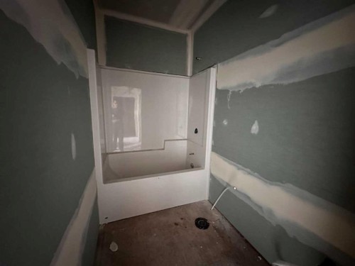26 Norseman Close, Penhold, AB - Indoor Photo Showing Other Room