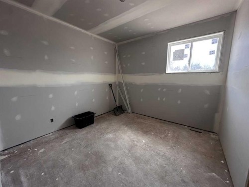 26 Norseman Close, Penhold, AB - Indoor Photo Showing Garage