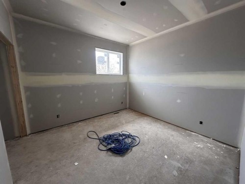 26 Norseman Close, Penhold, AB - Indoor Photo Showing Garage