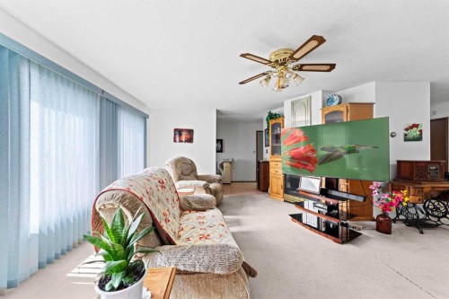 5205 48 Avenue, Sedgewick, AB - Indoor