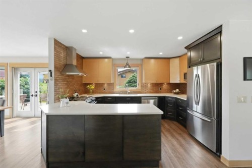 37 Wildrose Street, Rural Lacombe County, AB - Indoor Photo Showing Kitchen With Stainless Steel Kitchen With Upgraded Kitchen
