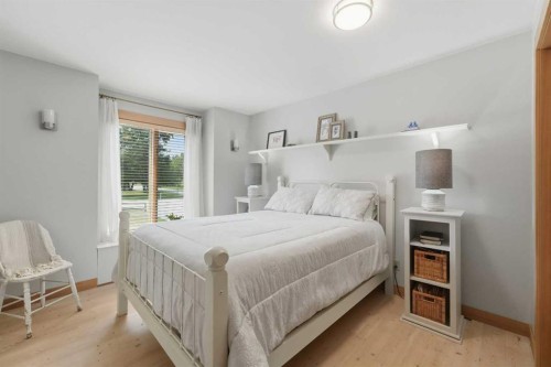37 Wildrose Street, Rural Lacombe County, AB - Indoor Photo Showing Bedroom