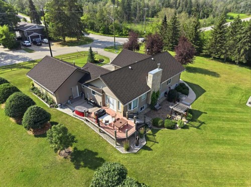 37 Wildrose Street, Rural Lacombe County, AB - Outdoor