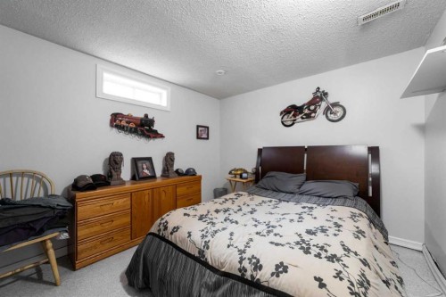 4910 57 Street, Killam, AB - Indoor Photo Showing Bedroom