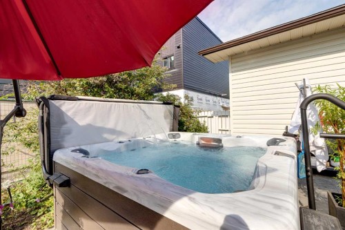 9111 Fairmount Drive Se, Calgary, AB - Outdoor With Deck Patio Veranda With Exterior