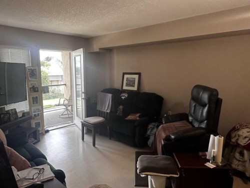 304A-80 Kelloway Crescent, Red Deer, AB - Indoor