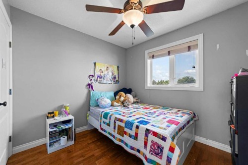 5020A 49 Street, Killam, AB - Indoor Photo Showing Bedroom