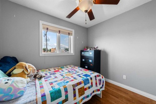 5020A 49 Street, Killam, AB - Indoor Photo Showing Bedroom